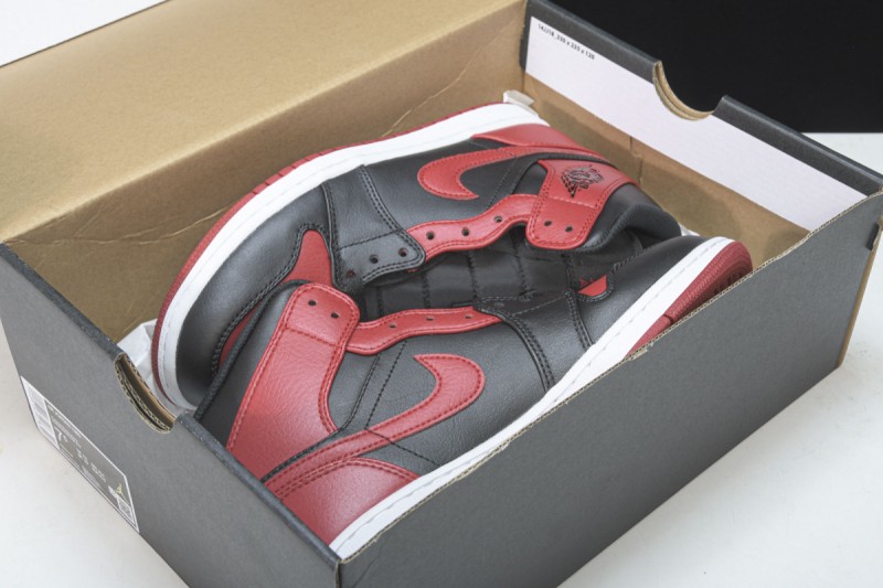 Jordan 1 Mid Banned