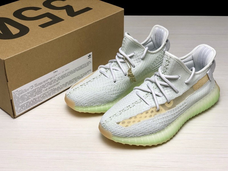 adidas Yeezy Boost 350 V2 Hyperspace