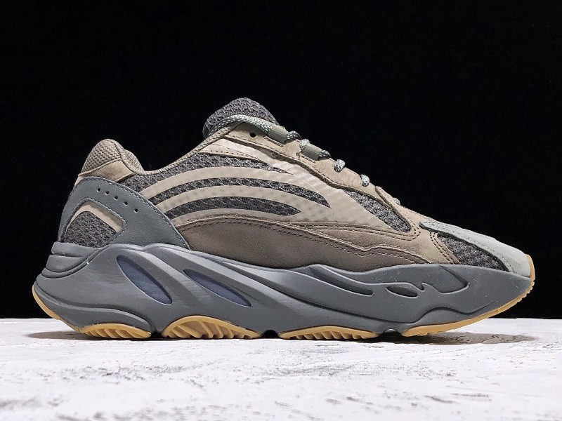 adidas Yeezy Boost 700 V2 Geode