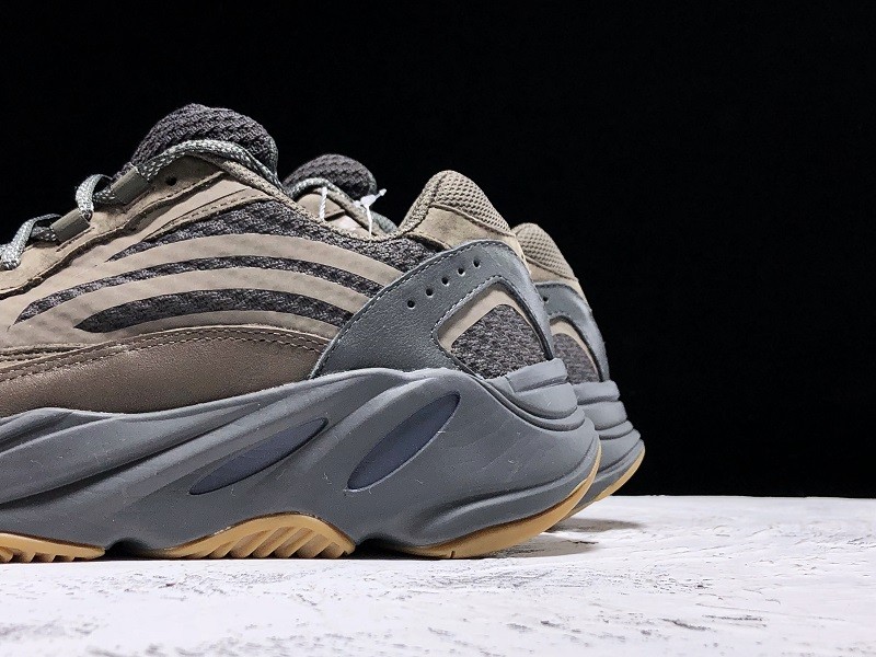 adidas Yeezy Boost 700 V2 Geode