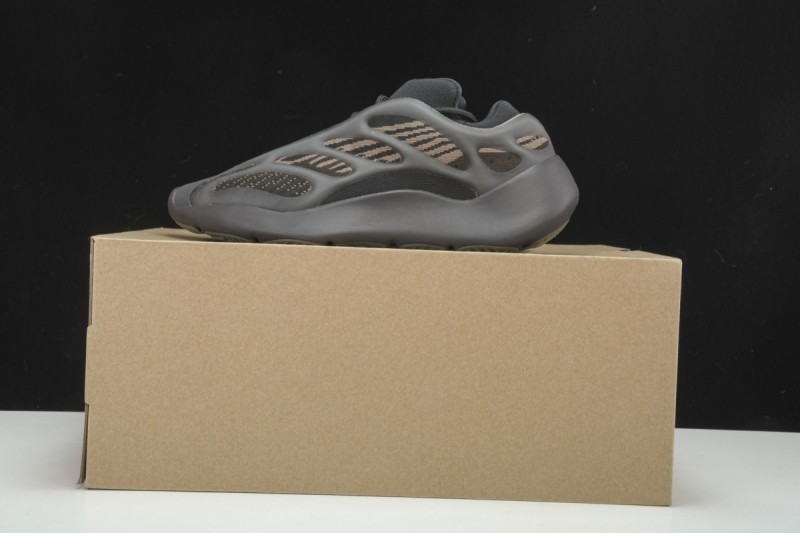 adidas Yeezy 700 V3 Clay Brown