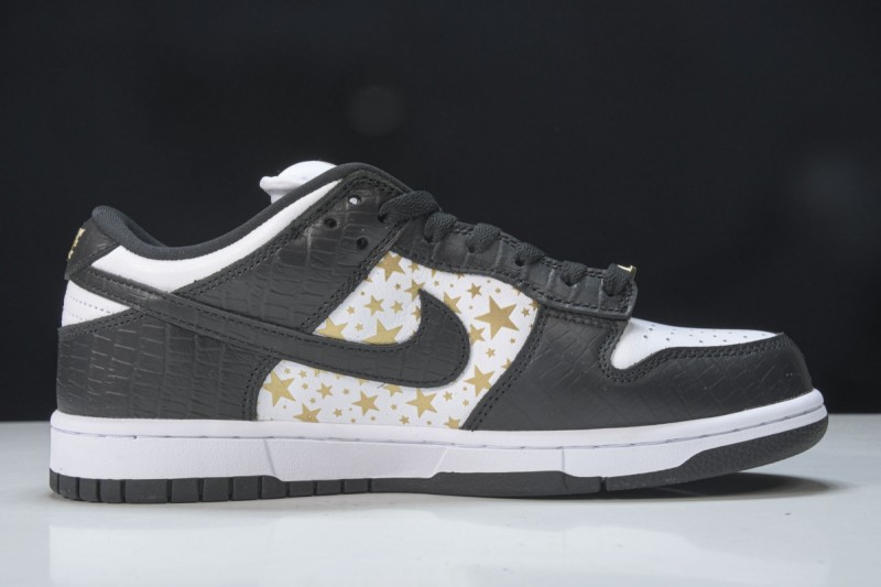 Nike SB Dunk Low Supreme Stars Black (2021)