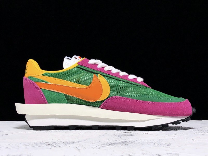 Nike LD Waffle sacai Pine Green