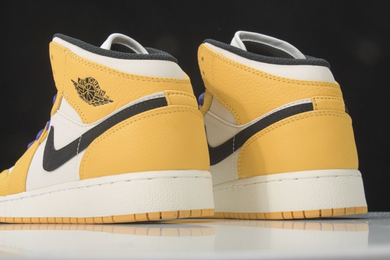 Jordan 1 Mid SE Lakers