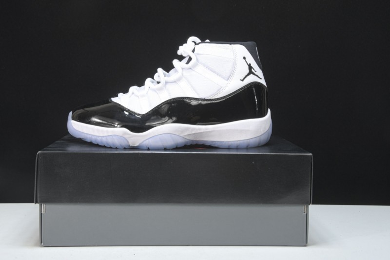 Jordan 11 Retro Concord (2018)