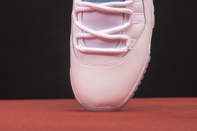 Jordan 11 Retro Low Legend Blue