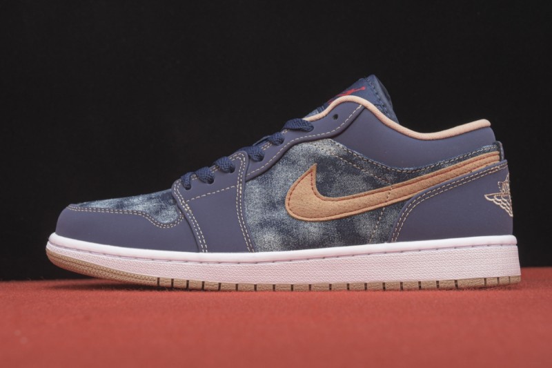 Jordan 1 Low SE Denim