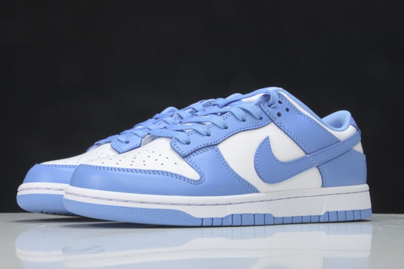 Nike Dunk Low UNC