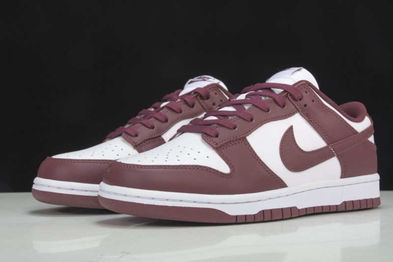 Nike Dunk Low Bordeaux