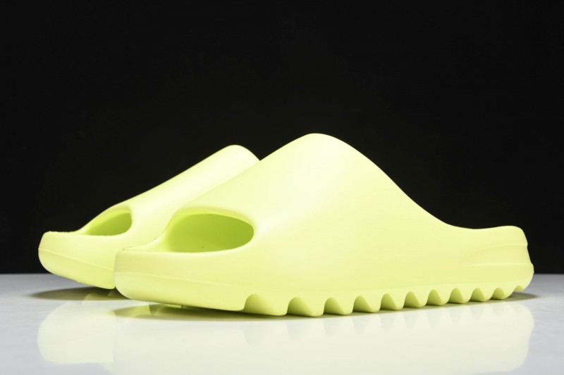 adidas Yeezy Slide Glow Green