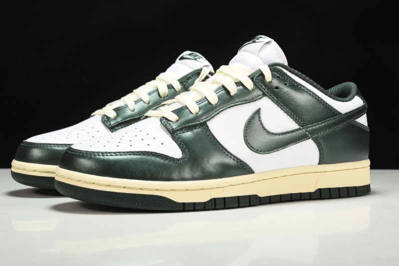 Nike Dunk Low Vintage Green