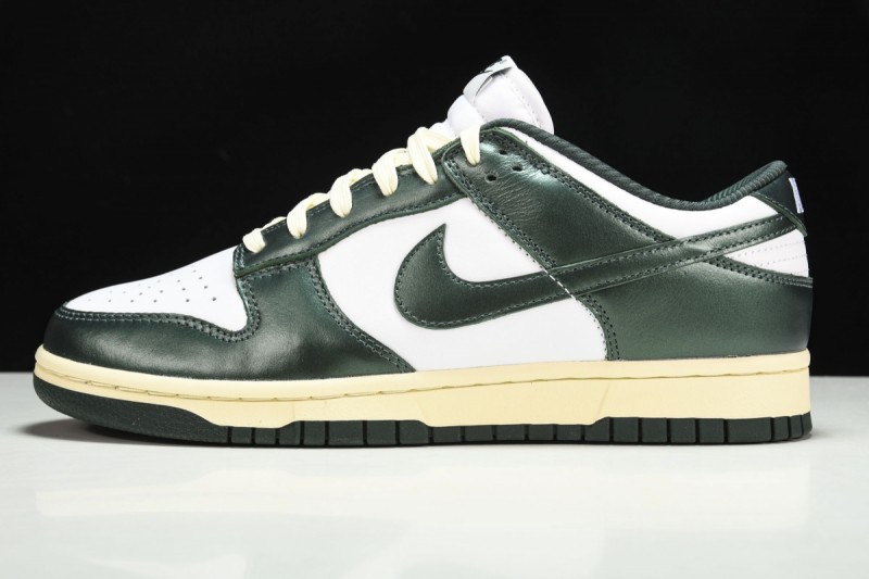 Nike Dunk Low Vintage Green