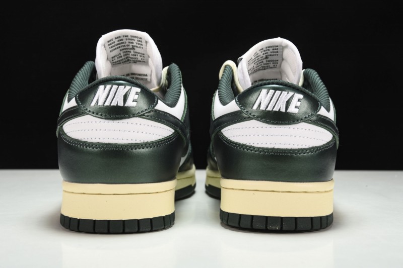 Nike Dunk Low Vintage Green