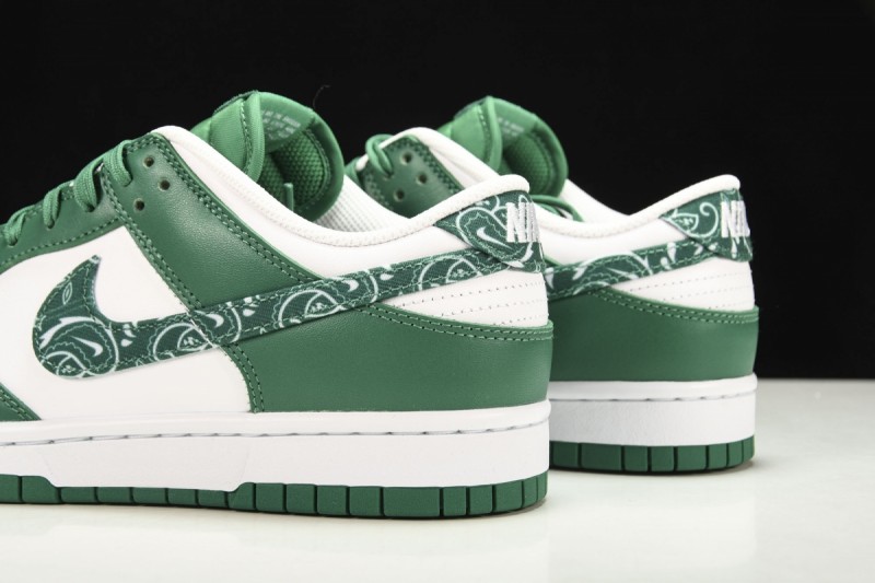 Nike Dunk Low Essential Paisley Pack Green