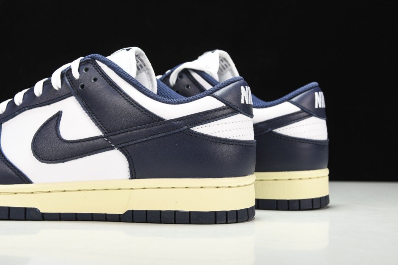 Nike Dunk Low Vintage Navy