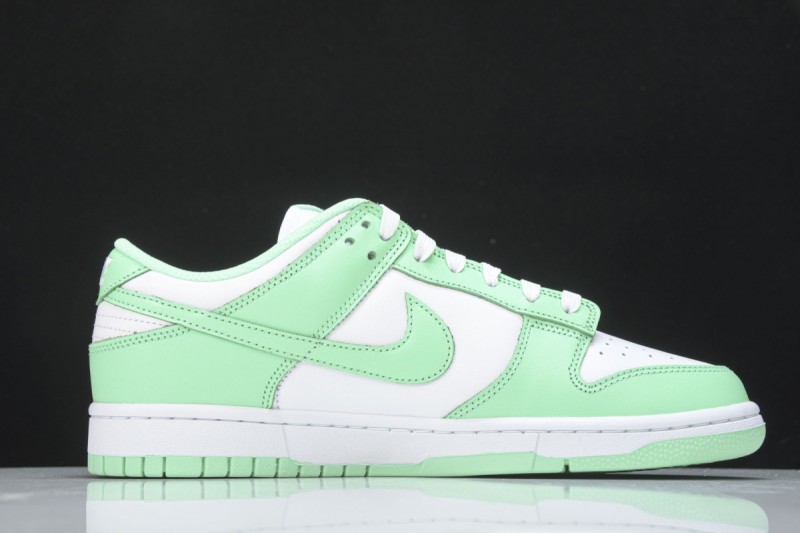 Nike Dunk Low Green Glow