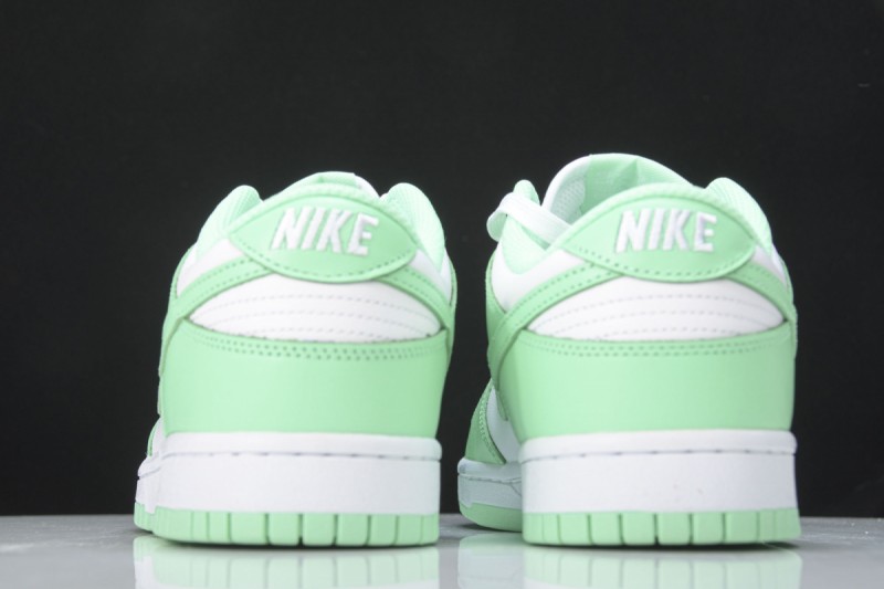 Nike Dunk Low Green Glow