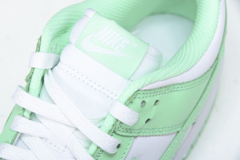 Nike Dunk Low Green Glow