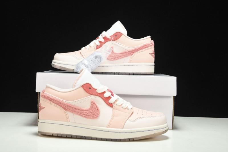 Jordan 1 Low SE Mighty Swooshers Pink