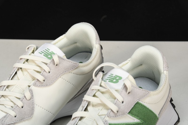 New Balance 327 White Green