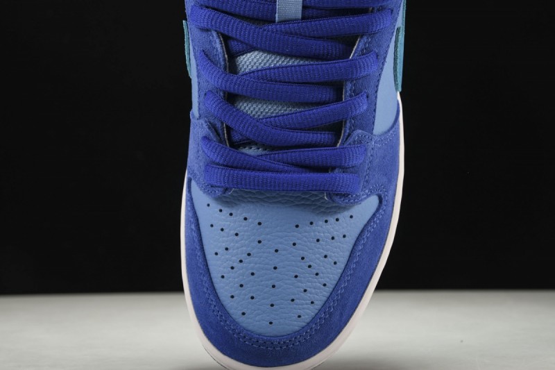 Nike SB Dunk Low Blue Raspberry