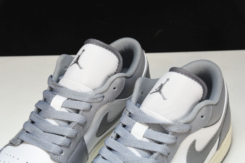 Jordan 1 Low Vintage Stealth Grey