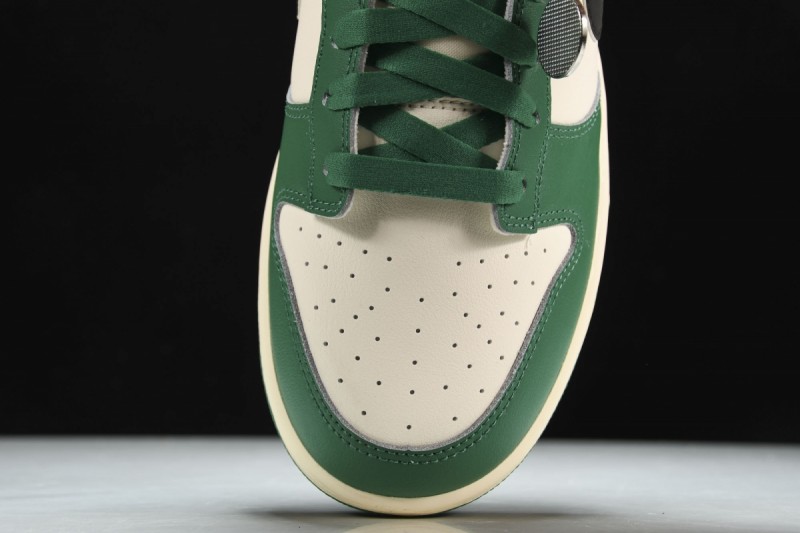 Nike Dunk Low SE Lottery Pack Malachite Green