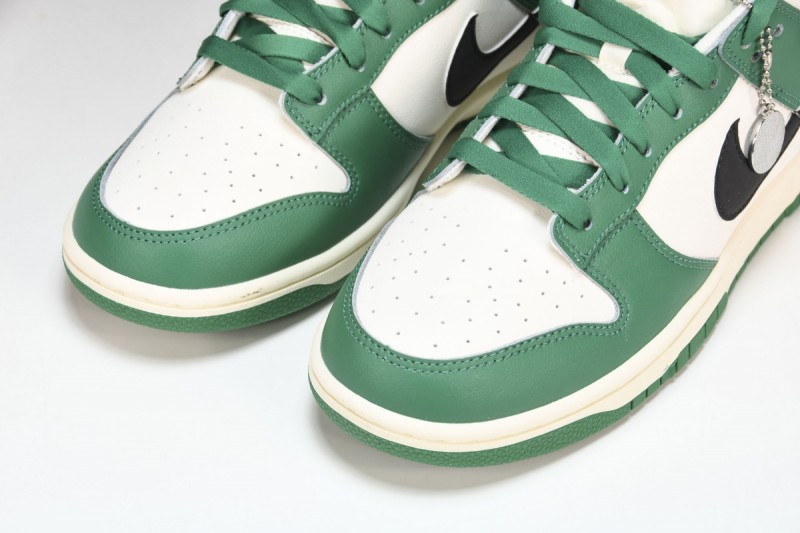 Nike Dunk Low SE Lottery Pack Malachite Green