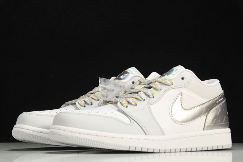 Jordan 1 Low SE Tear Away Silver