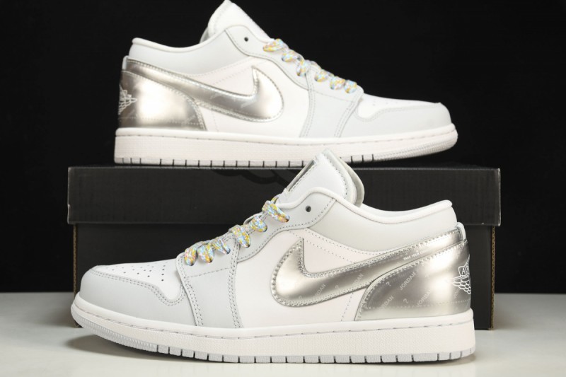 Jordan 1 Low SE Tear Away Silver