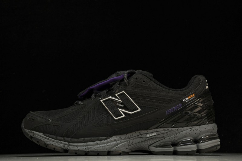 New Balance 1906R Cordura Pocket Black