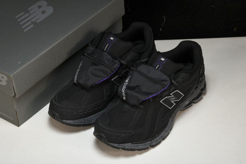 New Balance 1906R Cordura Pocket Black