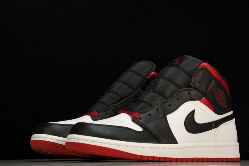 Jordan 1 Mid Gym Red Black Toe