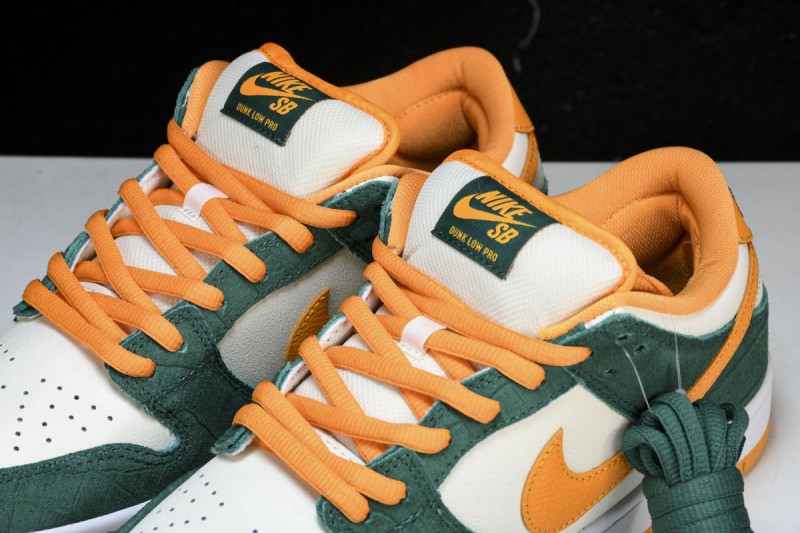 Nike SB Dunk Low Legion Pine Kumquat