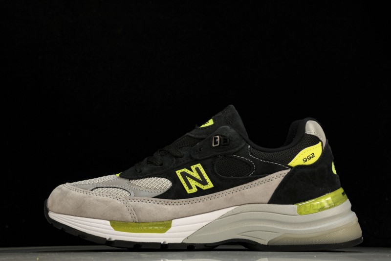 New Balance 992 MiUSA Black Grey Volt