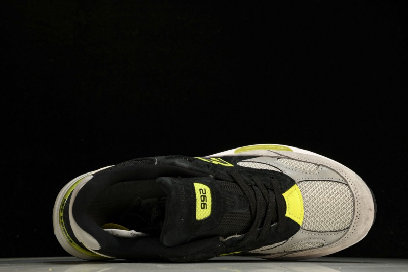 New Balance 992 MiUSA Black Grey Volt