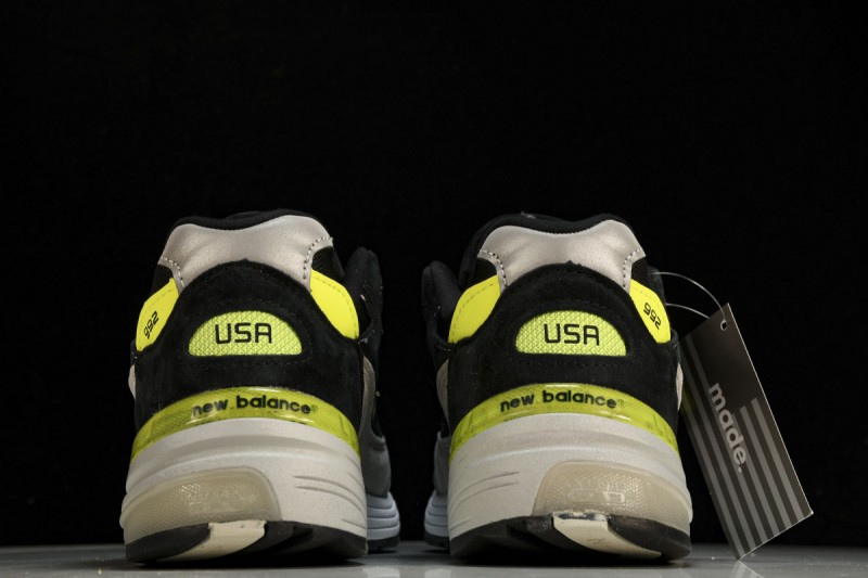 New Balance 992 MiUSA Black Grey Volt