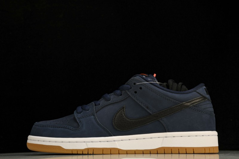 Nike SB Dunk Low Navy Black Gum