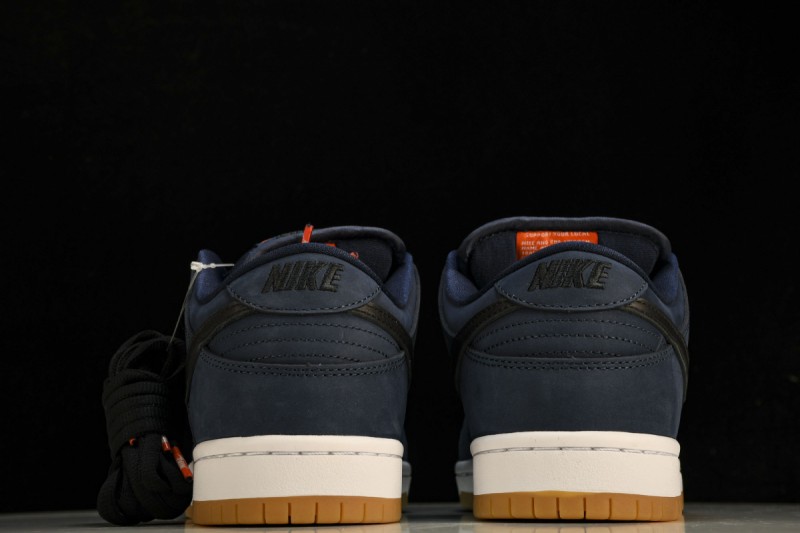 Nike SB Dunk Low Navy Black Gum