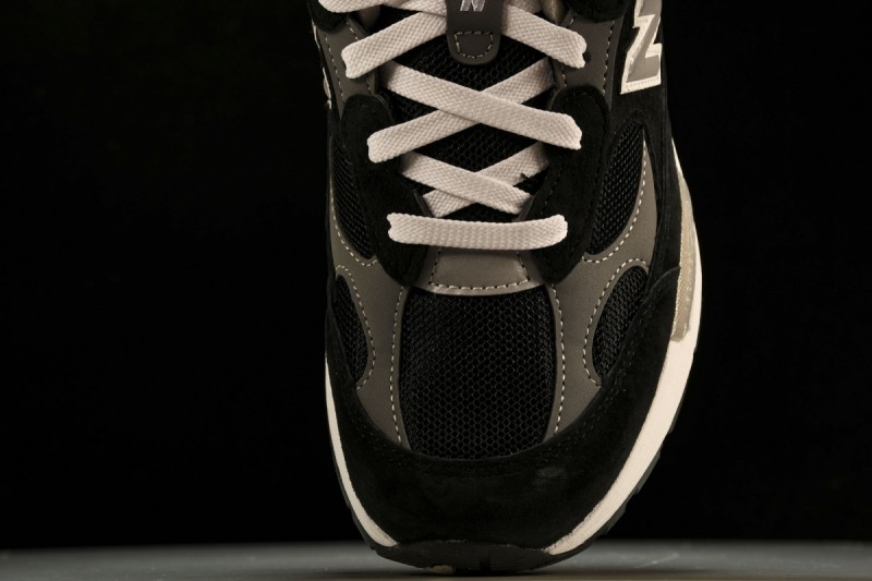 New Balance 992 Black Grey Suede