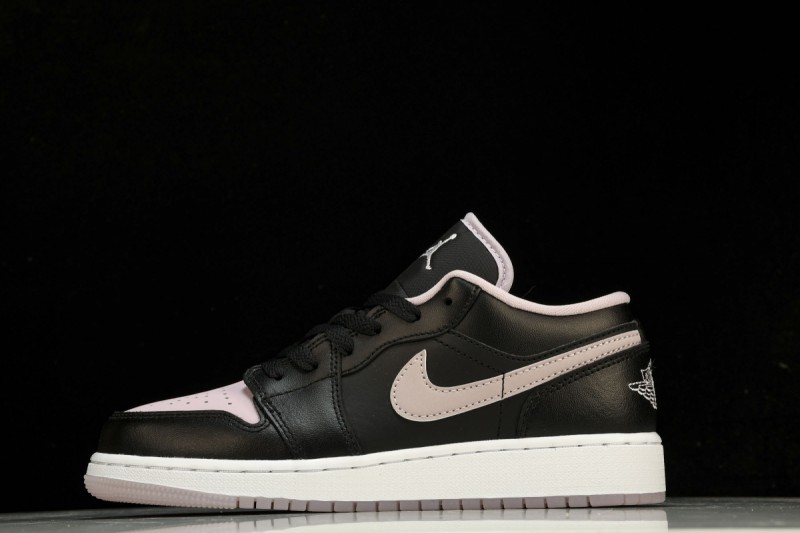 Jordan 1 Low SE Black Iced Lilac