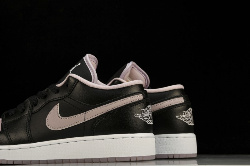 Jordan 1 Low SE Black Iced Lilac