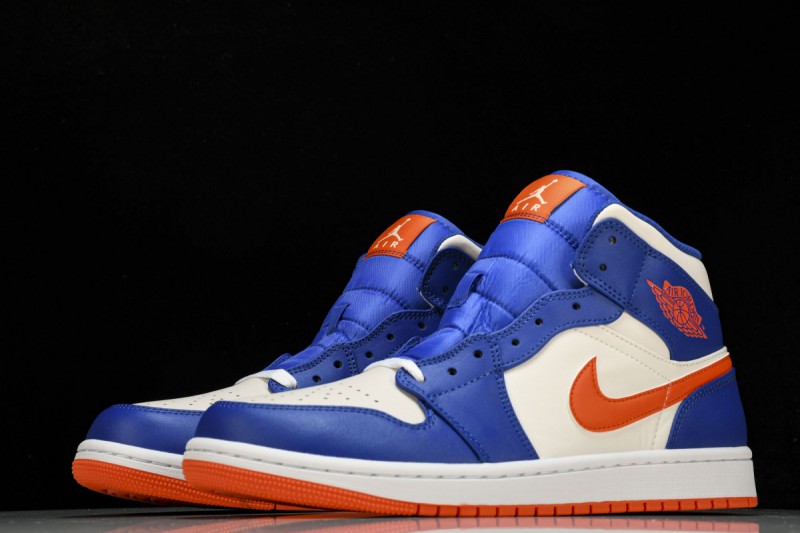 Jordan 1 Mid Knicks