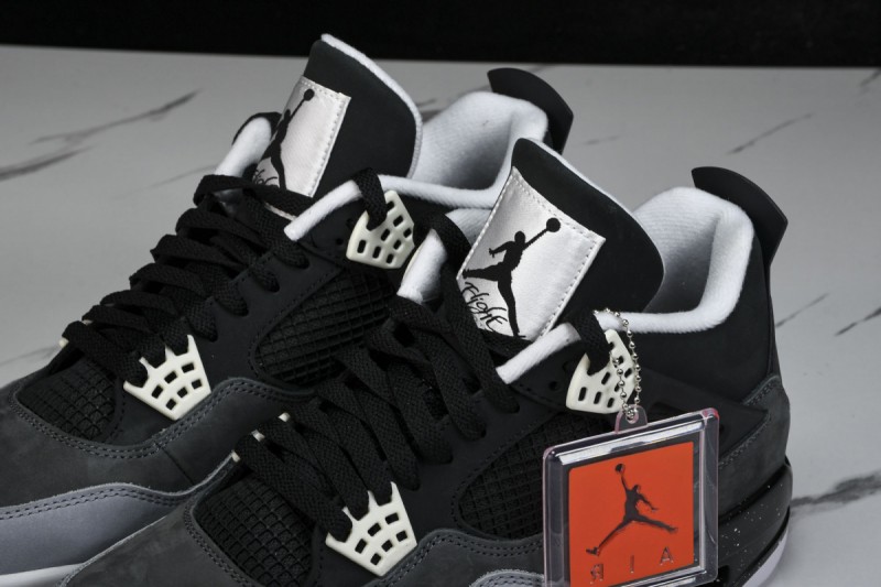 Jordan 4 Retro Fear Pack