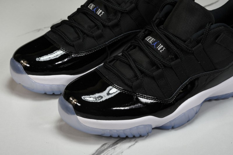 Jordan 11 Retro Low - Space Jam