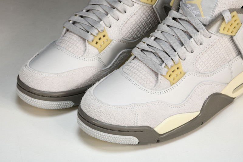 Jordan 4 Retro SE Craft Photon Dust