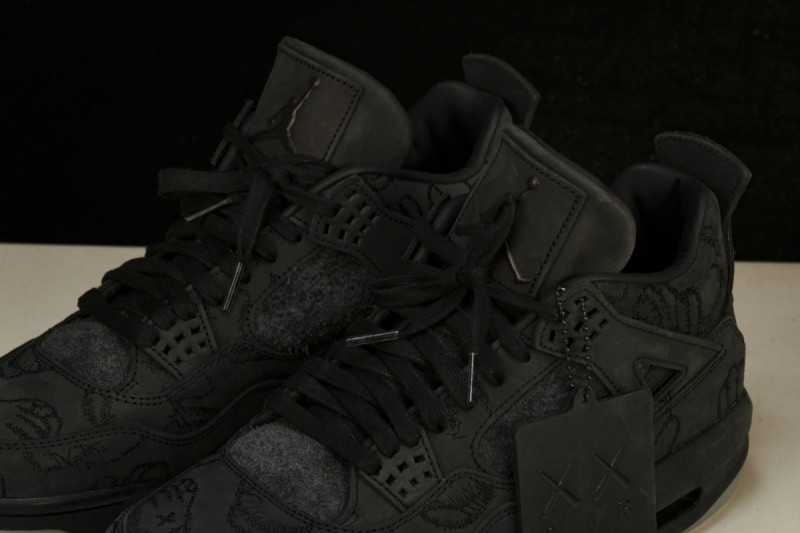 Jordan 4 Retro Kaws Black