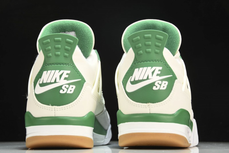 Jordan 4 Retro SB Pine Green