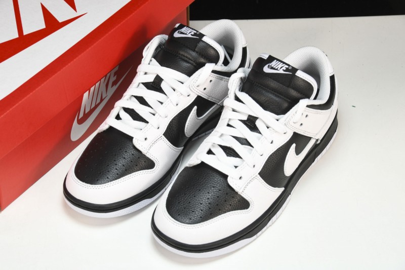 Nike Dunk Low Retro Reverse Panda