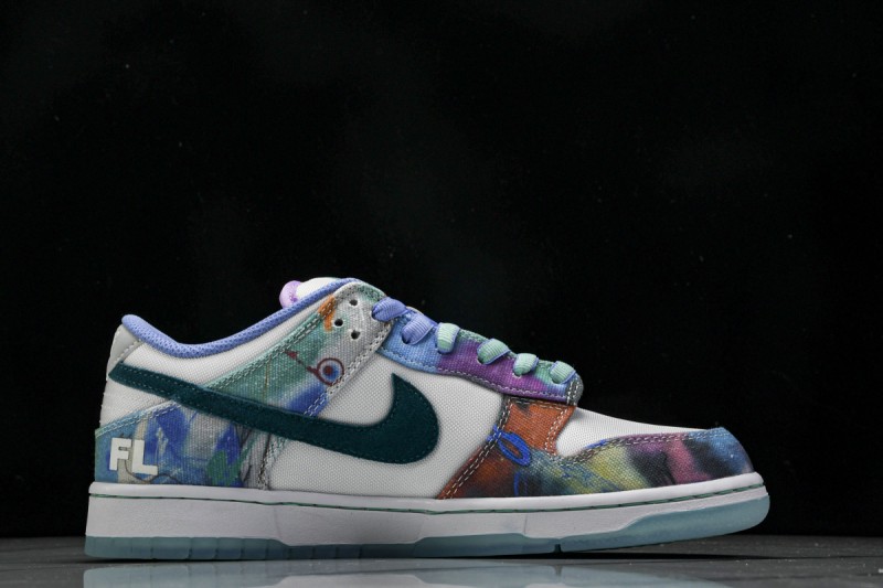 Nike SB Dunk Low Futura Laboratories Bleached Aqua